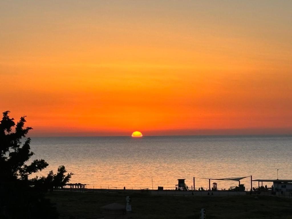 Venus Lighthouse 2B, Sea-View, Paphos Center Apartamento Exterior foto
