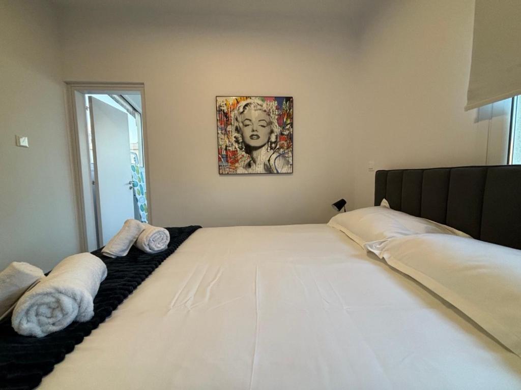 Venus Lighthouse 2B, Sea-View, Paphos Center Apartamento Exterior foto