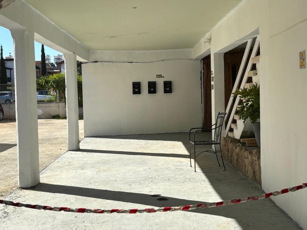 Venus Lighthouse 2B, Sea-View, Paphos Center Apartamento Exterior foto